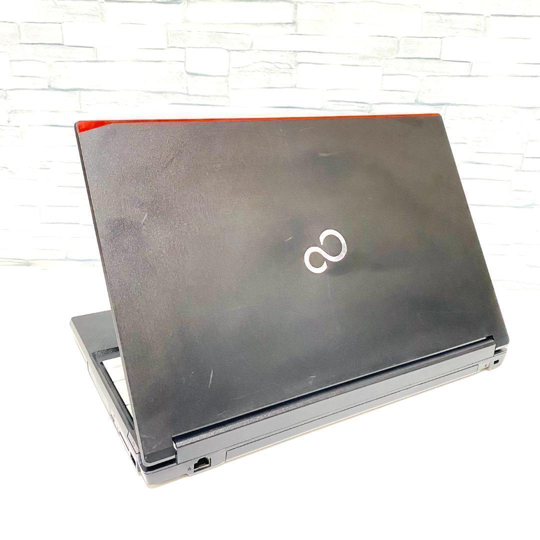 第8世代 富士通 ノートパソコン　Windows11　SSD 2018年製