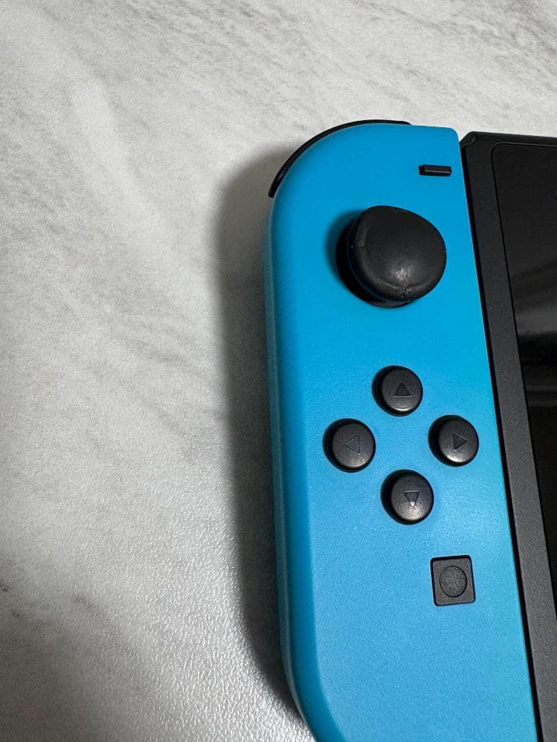 任天堂 Nintendo Switch 新型 HAC-001（-01）