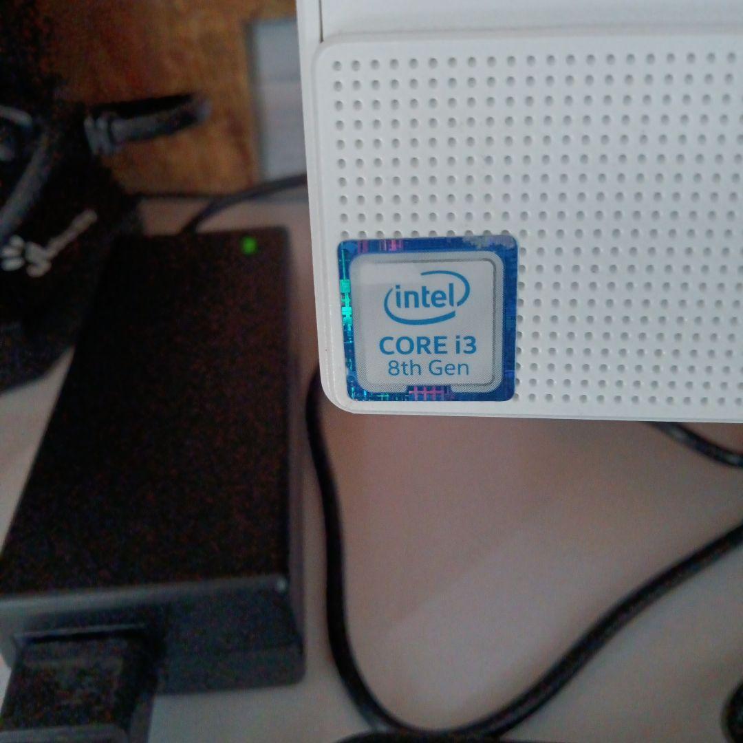 DELL Inspiron 3280 AIO i3-第8世代