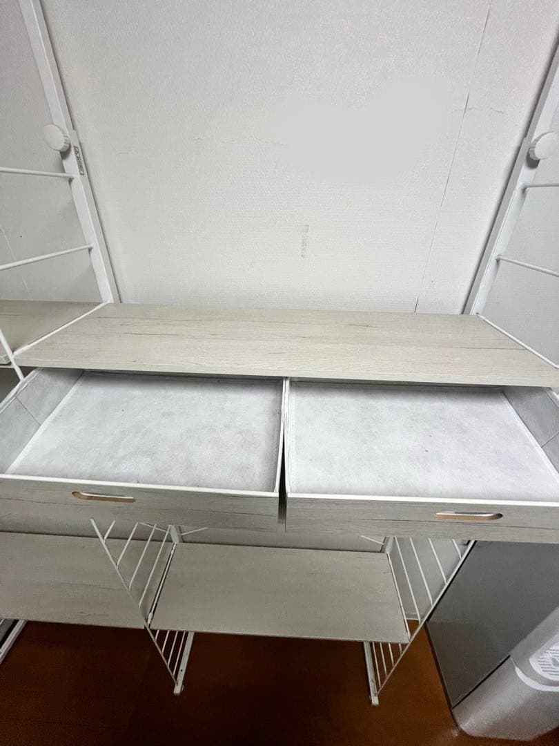 ニトリ　突っ張り壁面収納Nポルダ　ホワイトウォッシュ