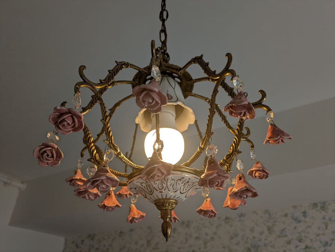 フランスアンティーク シャンデリア ピンクローズ モチーフ シャンデリア