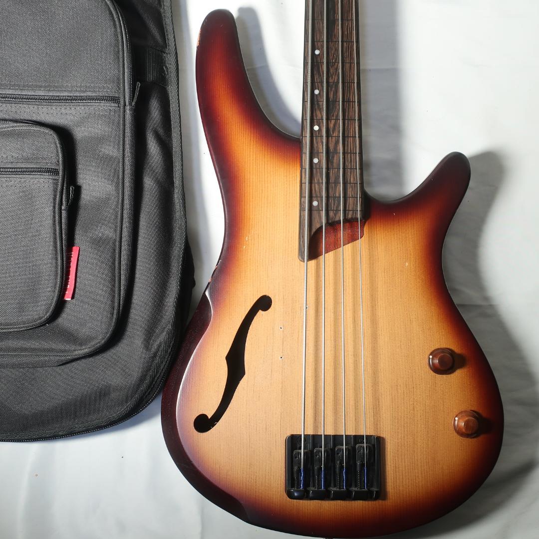 Ibanez SRH500F フレットレスベース ケース付 弦交換済