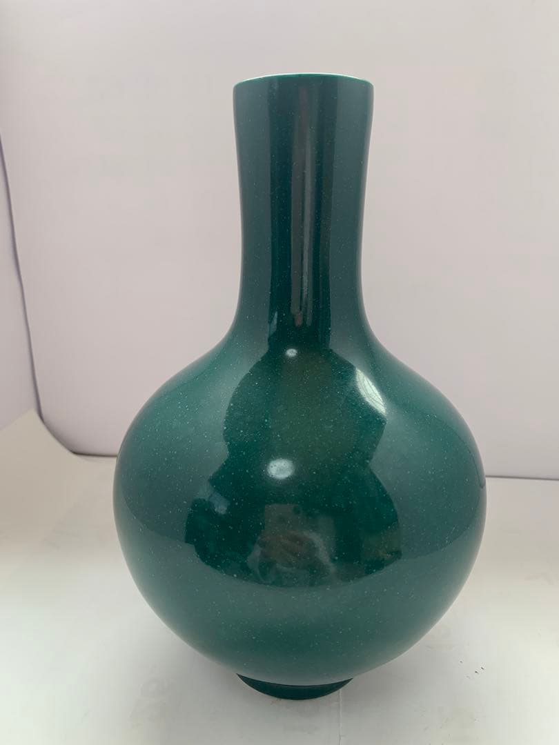 中国美術　大明成化年　翡翠緑釉瓶　送料込み