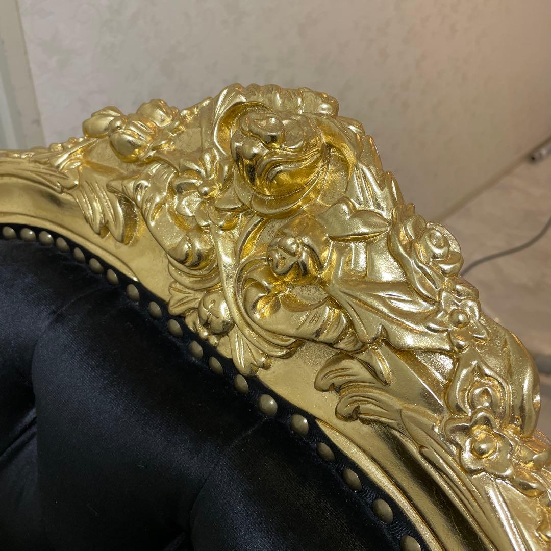 一人掛けソファー　ロココ調　猫脚