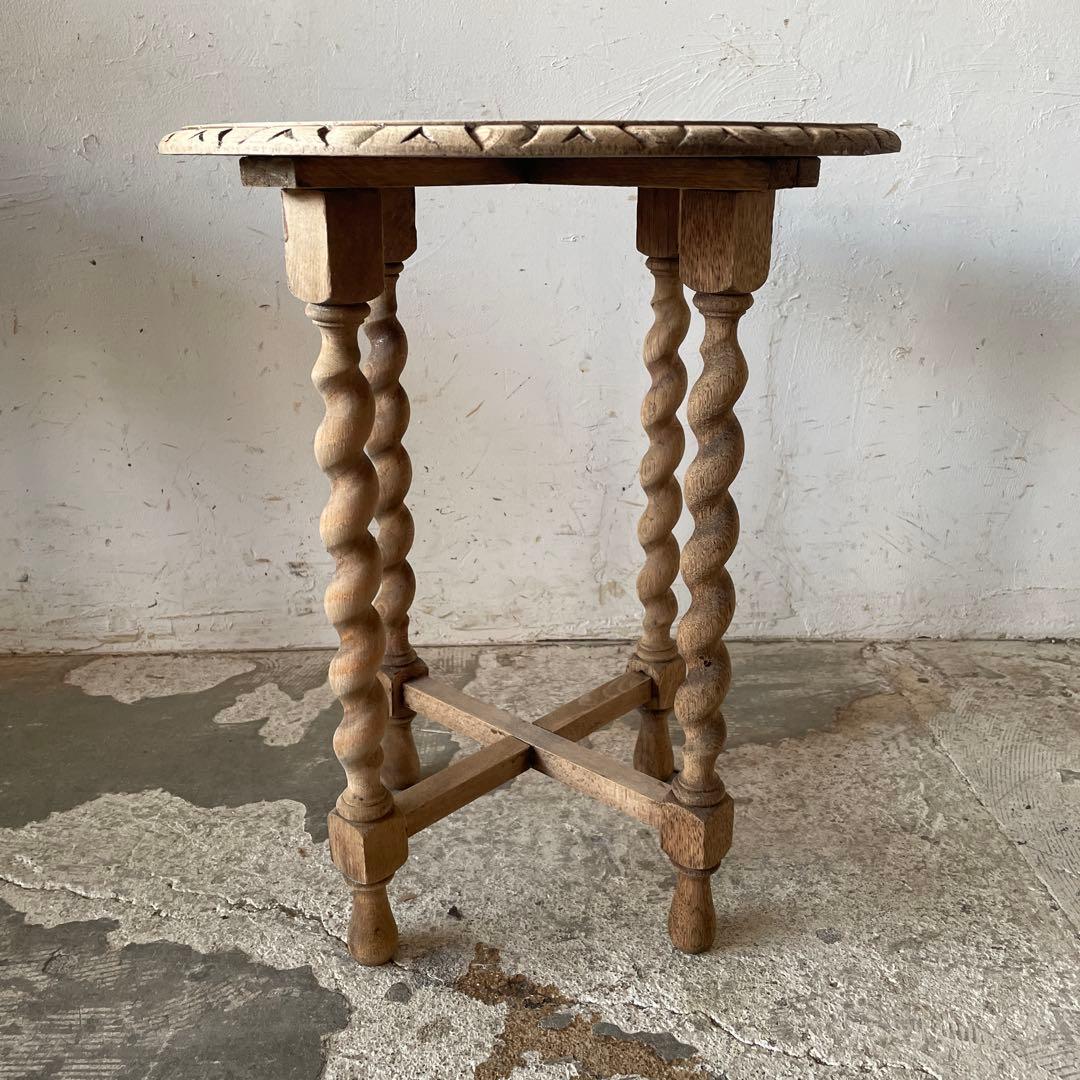 ビンテージ　サイドテーブル　ベッドサイドテーブル　花台　剥離