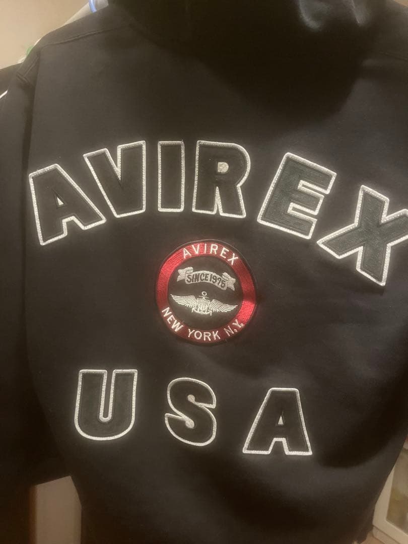 AVIREX ブラック フルジップパーカー