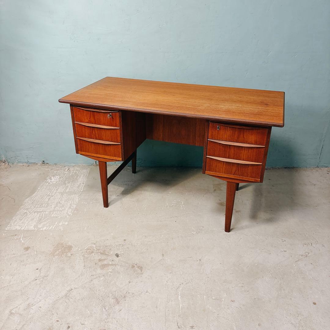 【eveve】デンマーク　チーク材　両袖デスク　北欧家具　北欧ビンテージ