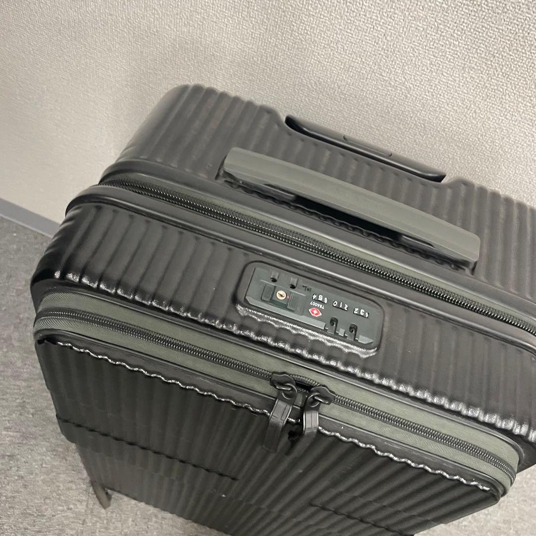 innovator イノベーター スーツケース ブラック