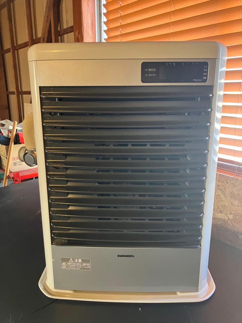 美品 2019年式 コロナFF式温風暖房機 木造11畳コンクリート18畳