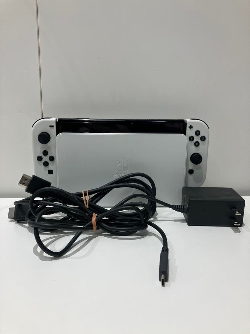 Nintendo Switch ホワイト 本体