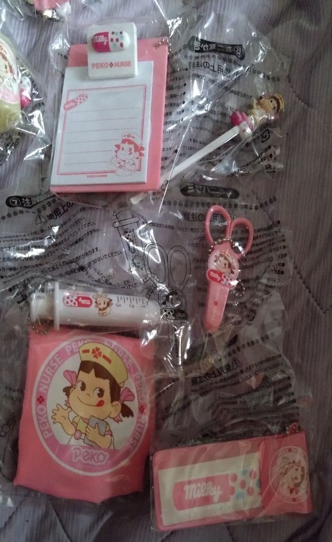 激レア　限定品　不二家　ぺこちゃん　ナースシリーズ　バッグ付き　完全20点セット