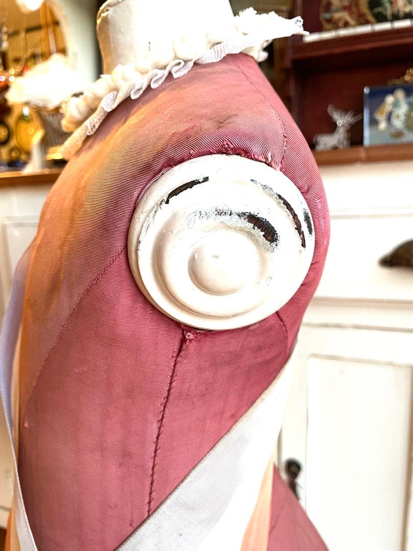 超レア　フランスアンティーク　チャイルドトルソー　ブローチ＆布花付き　たのメル便