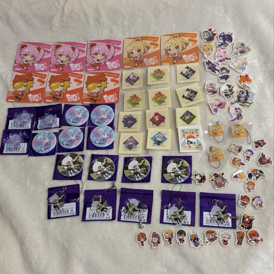 コンパス　カフェ　コースター　ステッカー　バッジ　ジャンプ　アクリルキーホルダー