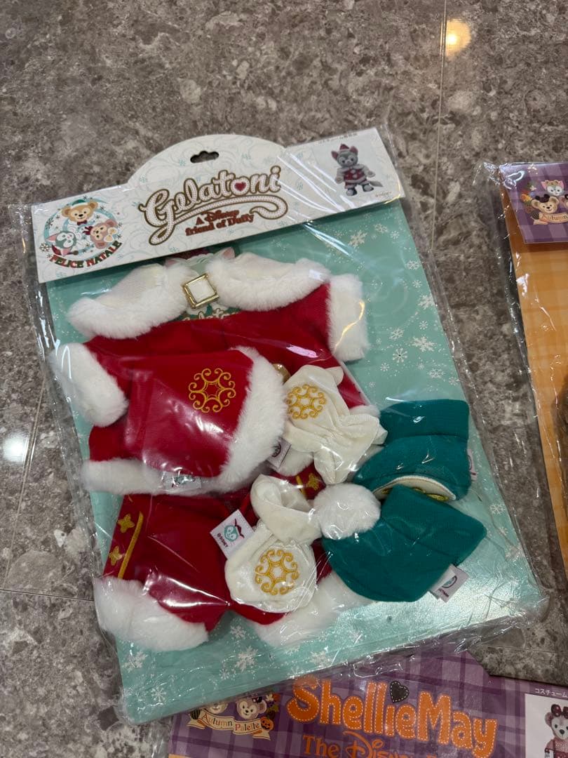 ダッフィー 着せ替え服セット 4点　Disney ミッキー　ミニー　シェリーメイ