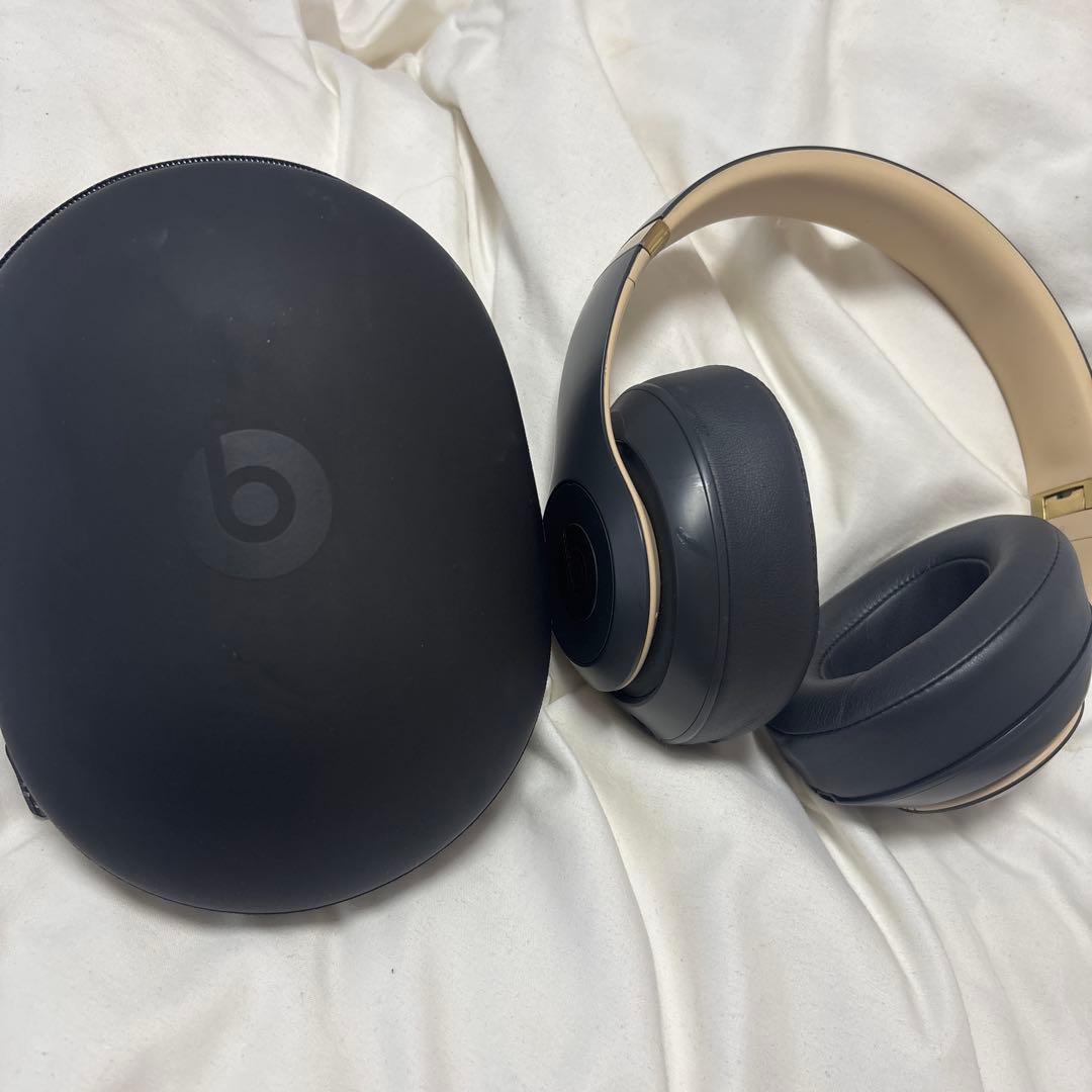 Beats studio3 ワイヤレスヘッドホン ブラック/ゴールド