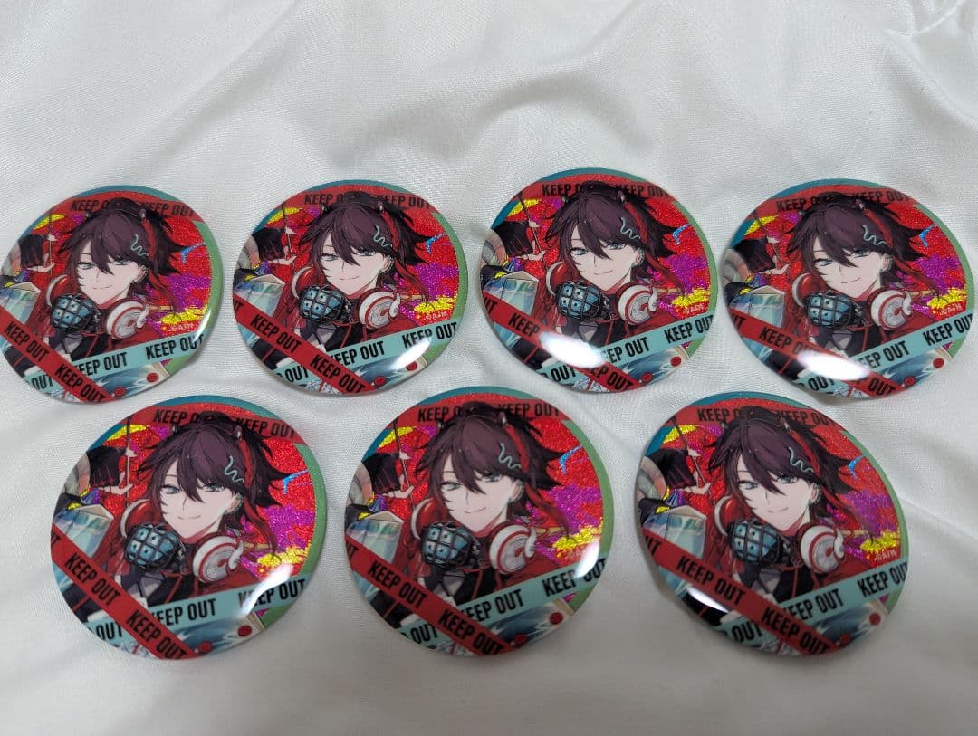 【Stun Mode】ランダムグリッター缶バッジ 三枝明那