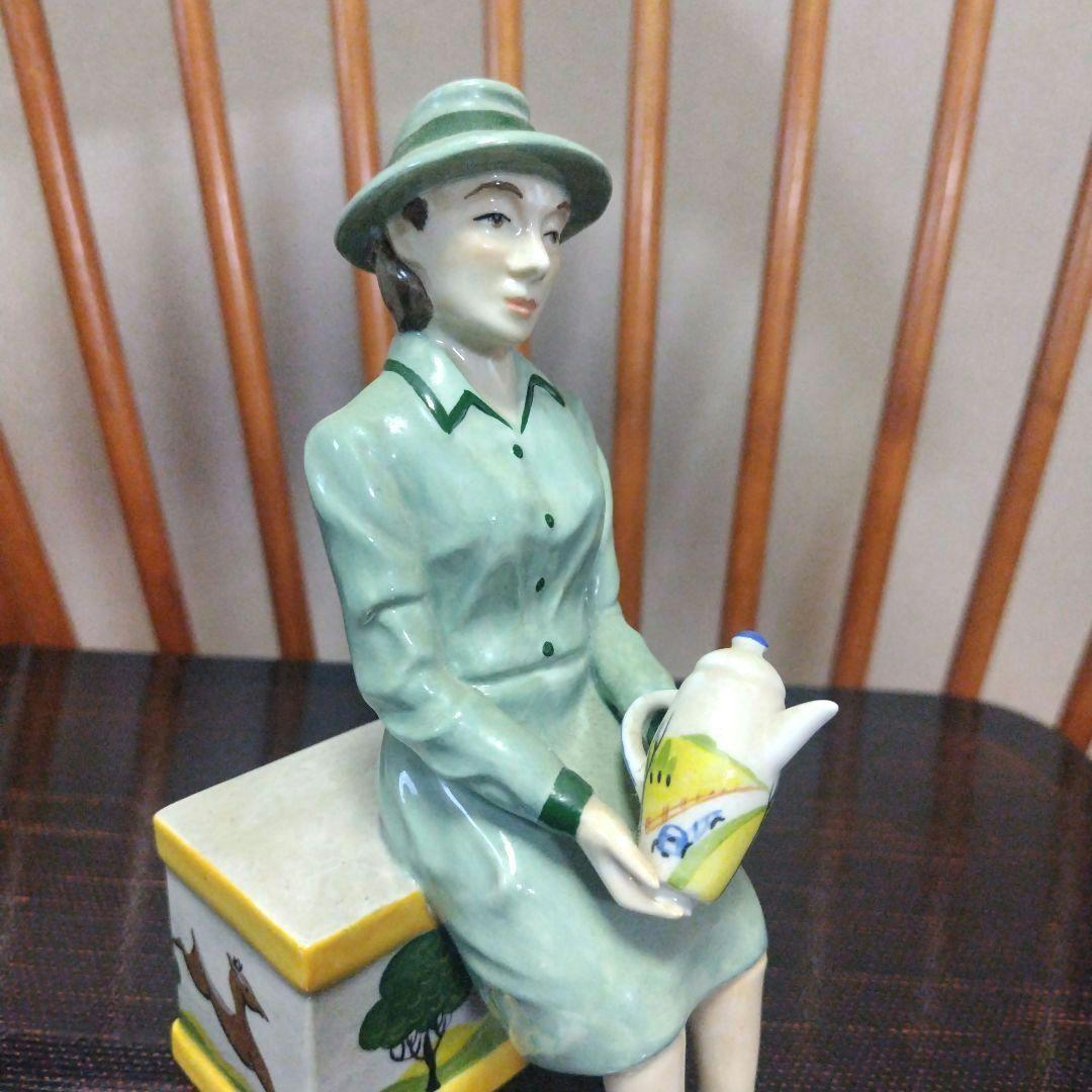 スージークーパー、フィギュア、 マナー・リミテッド・エディションズ No. 31