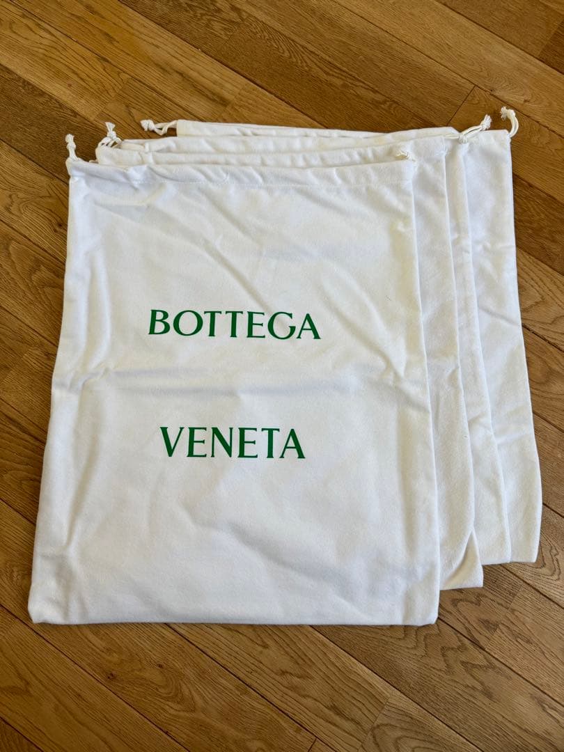 BOTTEGA VENETA 大 巾着袋4枚