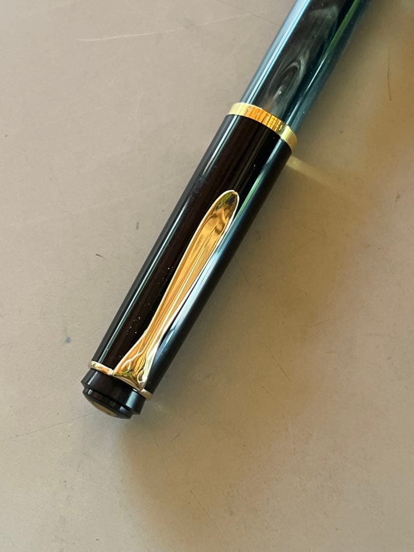 ペリカン　万年筆　f
