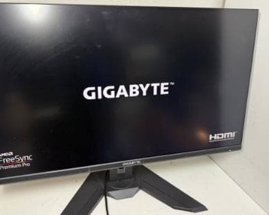 GIGABYTE ギガバイト 4Kゲーミングモニター 31.5型 M32U