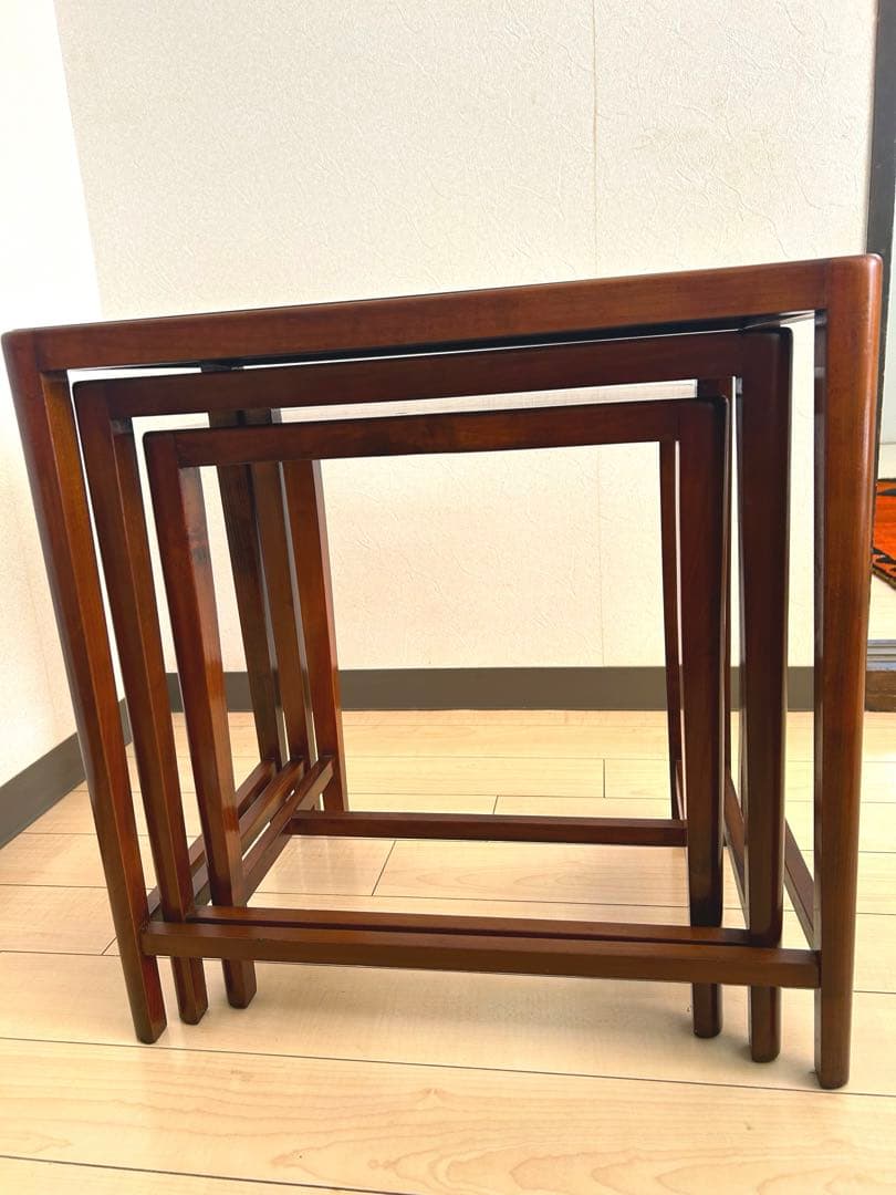 ネストテーブル　ヴィンテージ　マホガニー　北欧　家具　ヨーロッパ