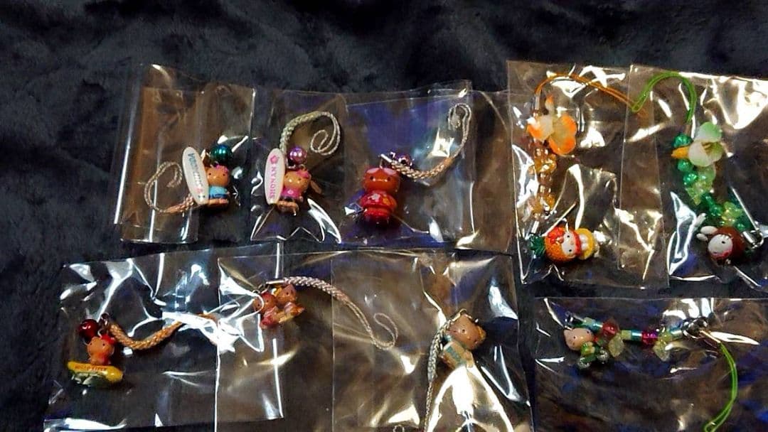 ふ*う様 ご当地ハローキティ ストラップ 95個セット　タグなし　レア