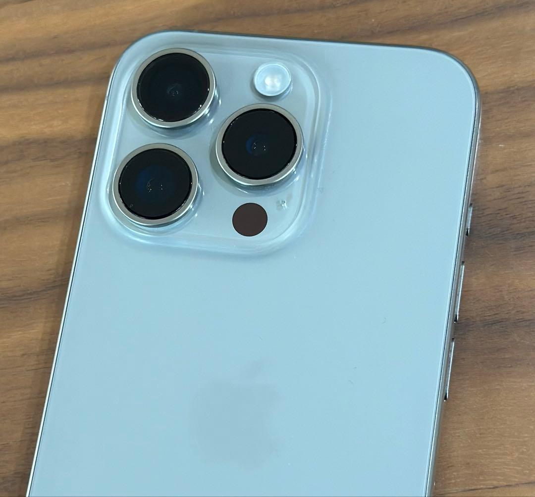 SIMフリー iPhone 15 Pro 256GB