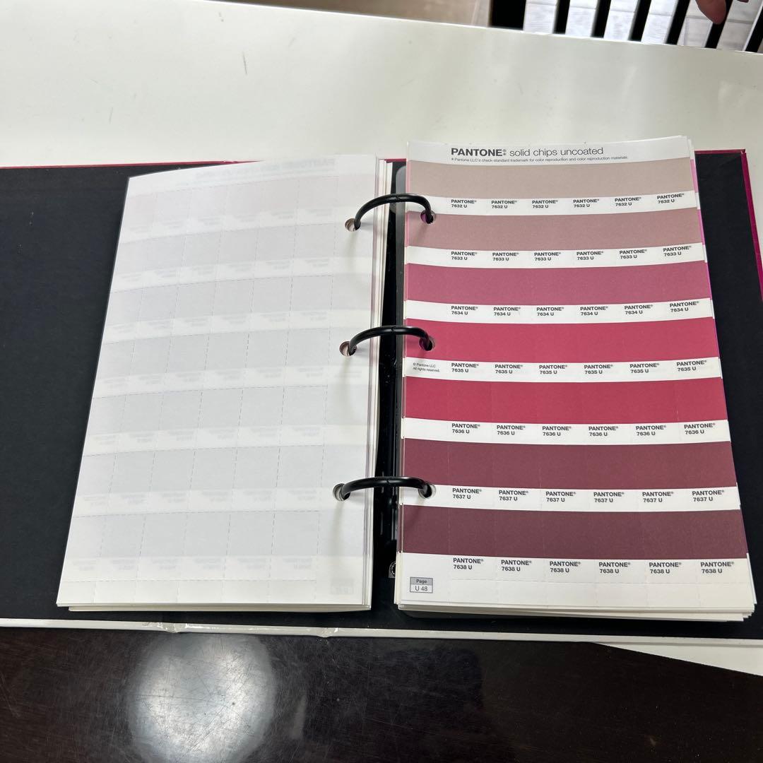 PANTONE Plus Series カラーチップ 2種セット