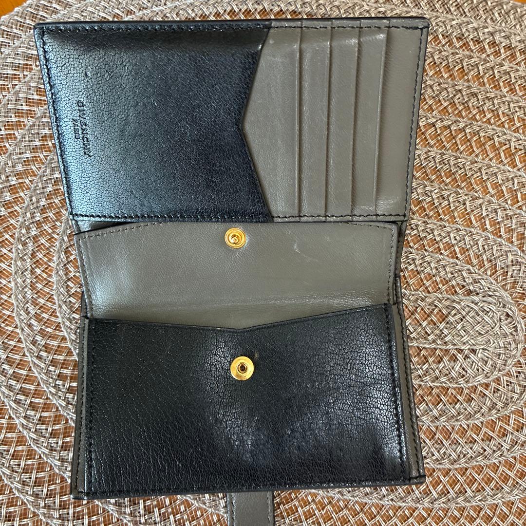 GIVENCHY ブラック 二つ折り財布