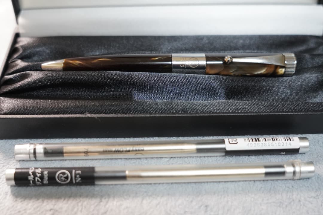 ロメオ 伊東屋 ROMEO Ｎｏ．３ボールペン 太軸 イタリアングレーＲ134