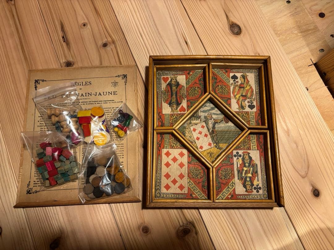 聖*o様 フランスアンティークボードゲーム　nainjaune フランス木箱