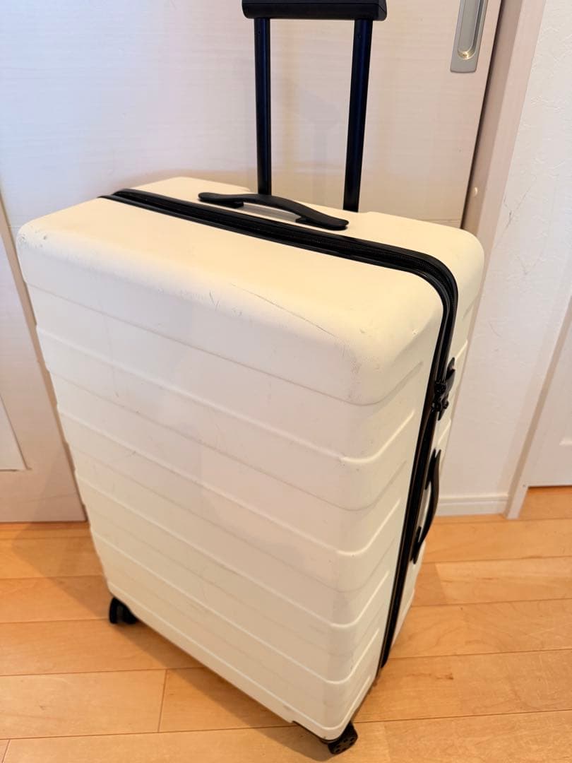 無印良品 白 アイボリー ハードキャリーケース104L 限定 スーツケース