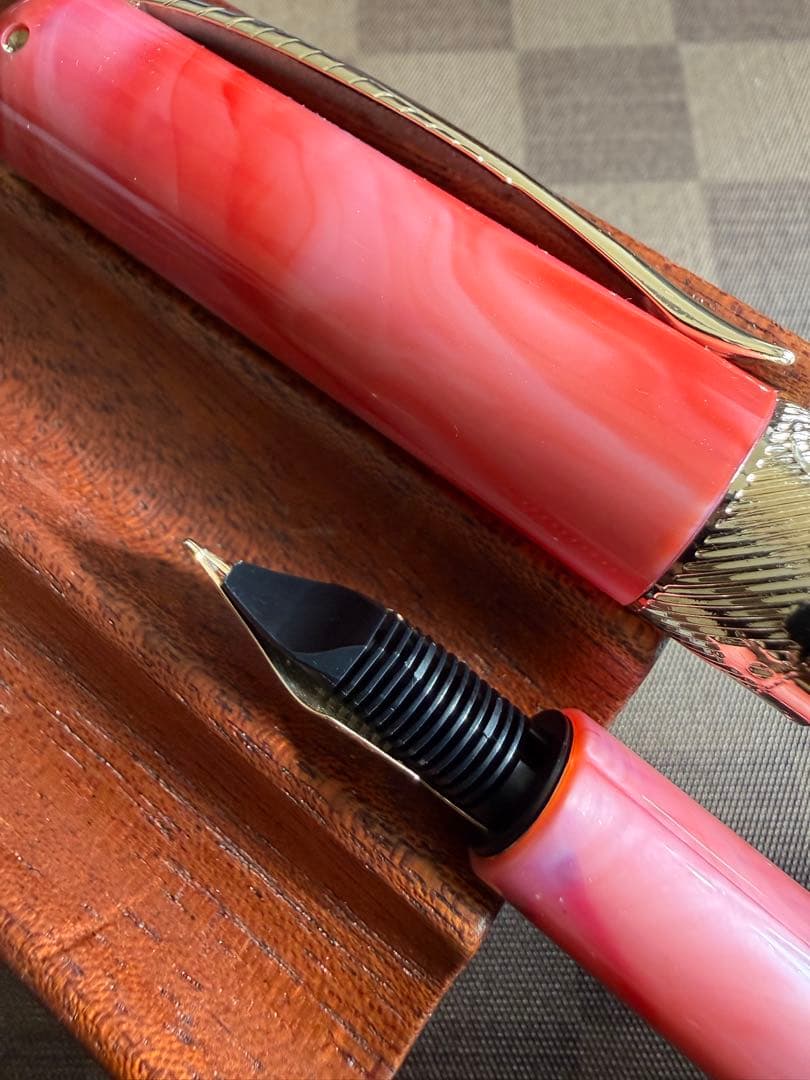 PINEIDER万年筆、特価商品