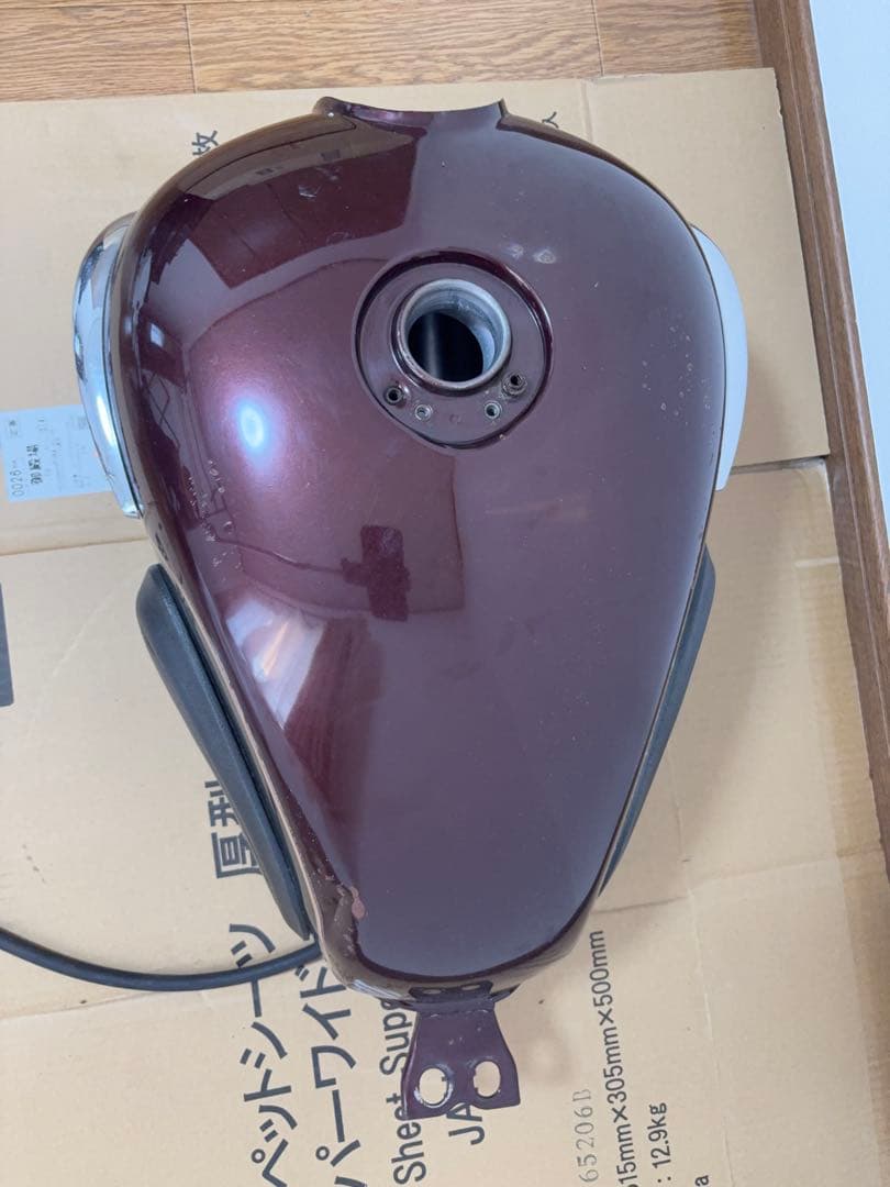 [ziro]w650 燃料タンク