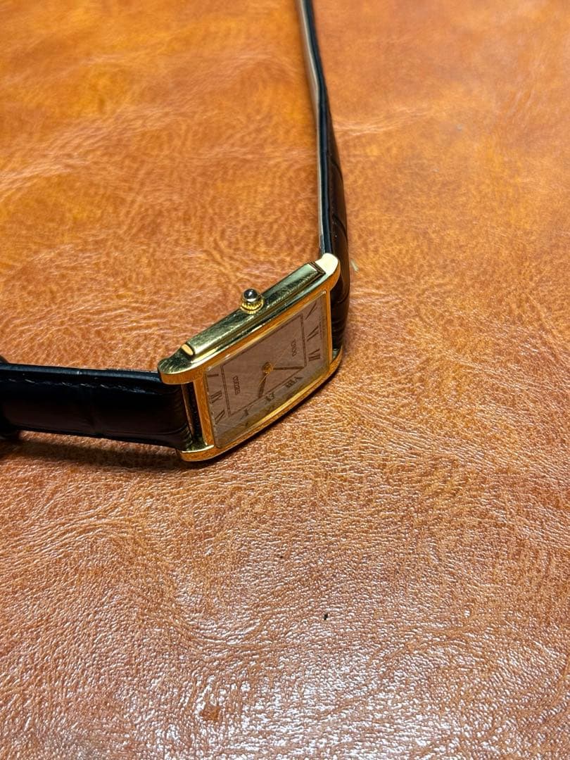 A121 希少 稼動品 SEIKO DOLCE スクエア型 90年代ヴィンテージ