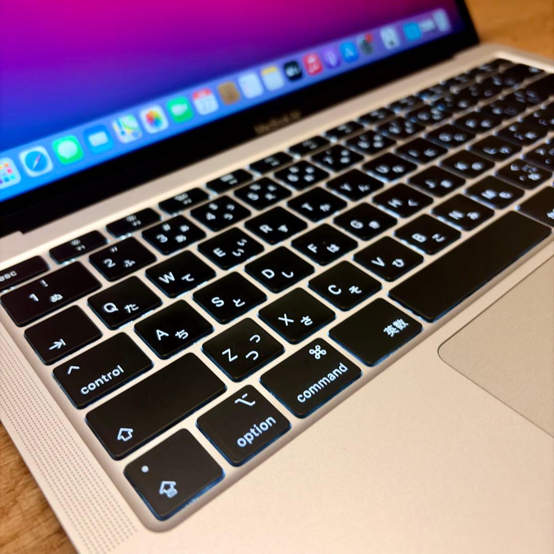 MacBook本体 MacBook Air (Retina,13-inch, 2020) 512GB
