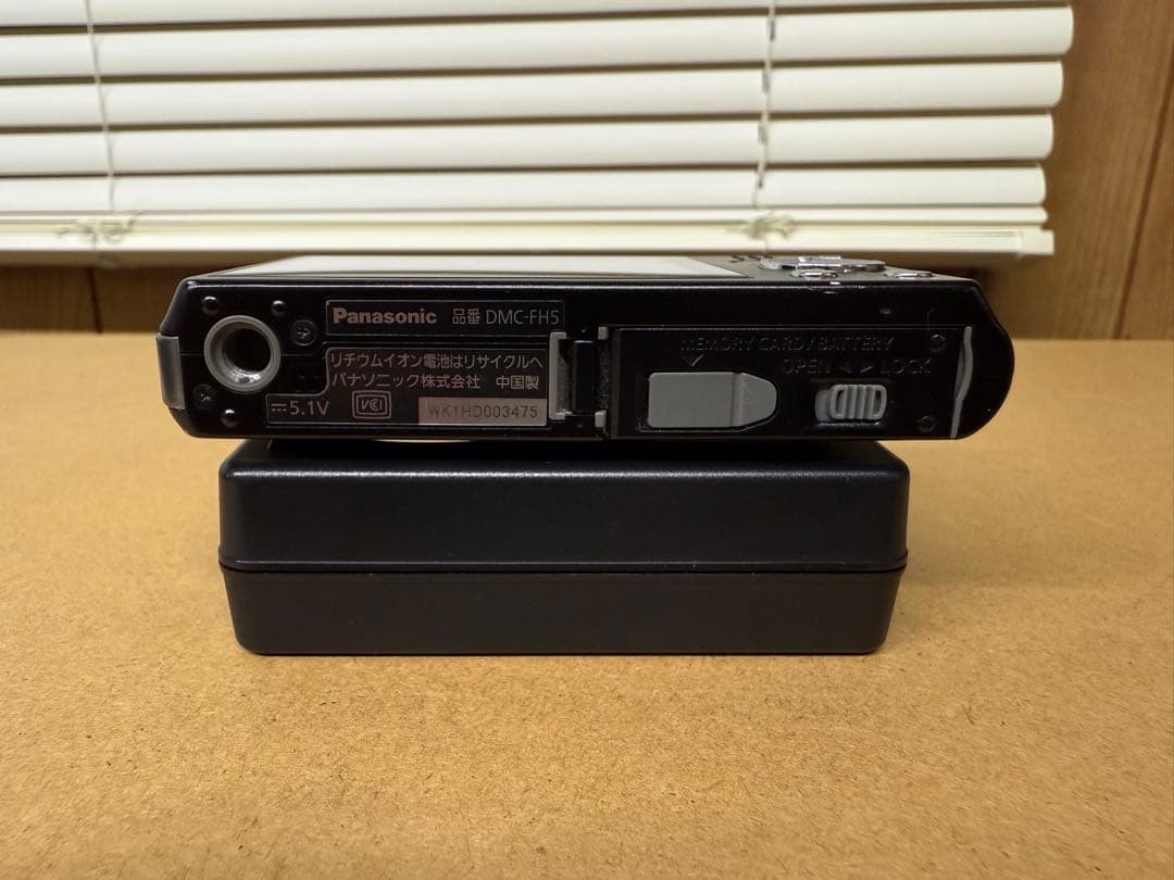パナソニックLUMIX DMC-FH5コンパクトデジタルカメラ 16メガ 動画