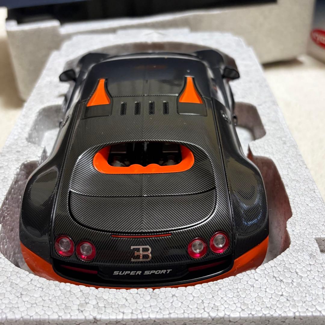 AUTOART Bugatti Veyron ミニカー 1/18