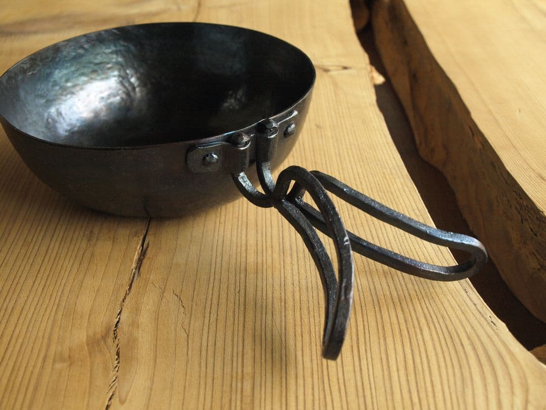 鍛鉄のラウンドカップ１６０ククサシェラカップキャンプ道具キャンプギアソロキャンプ