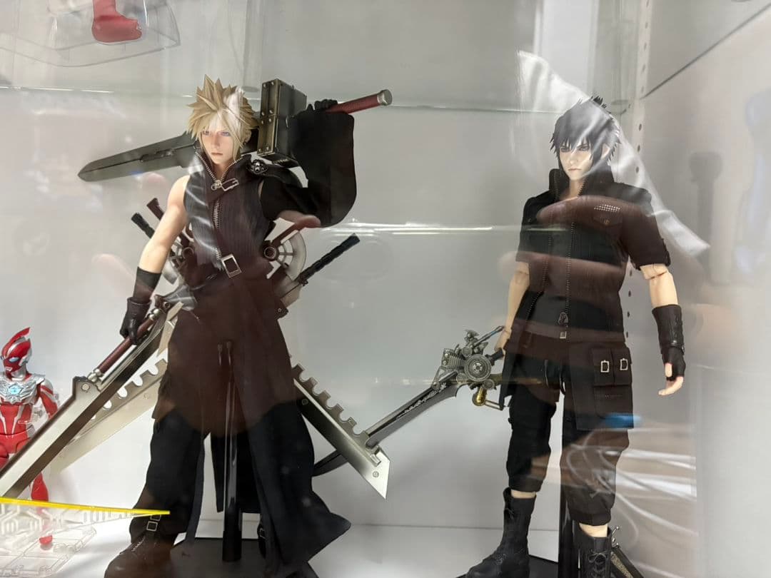 SV＠プロフ必読様　gametoys　クラウド・ストライフ