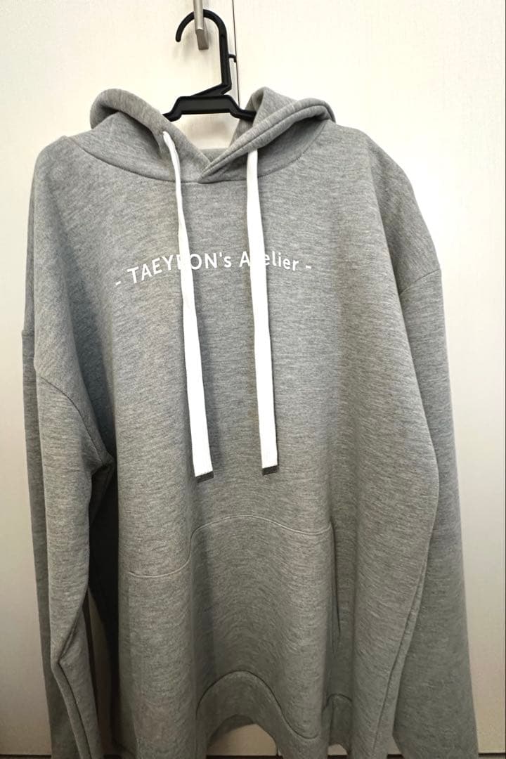 少女時代 テヨン taeyeon パーカー Mサイズ