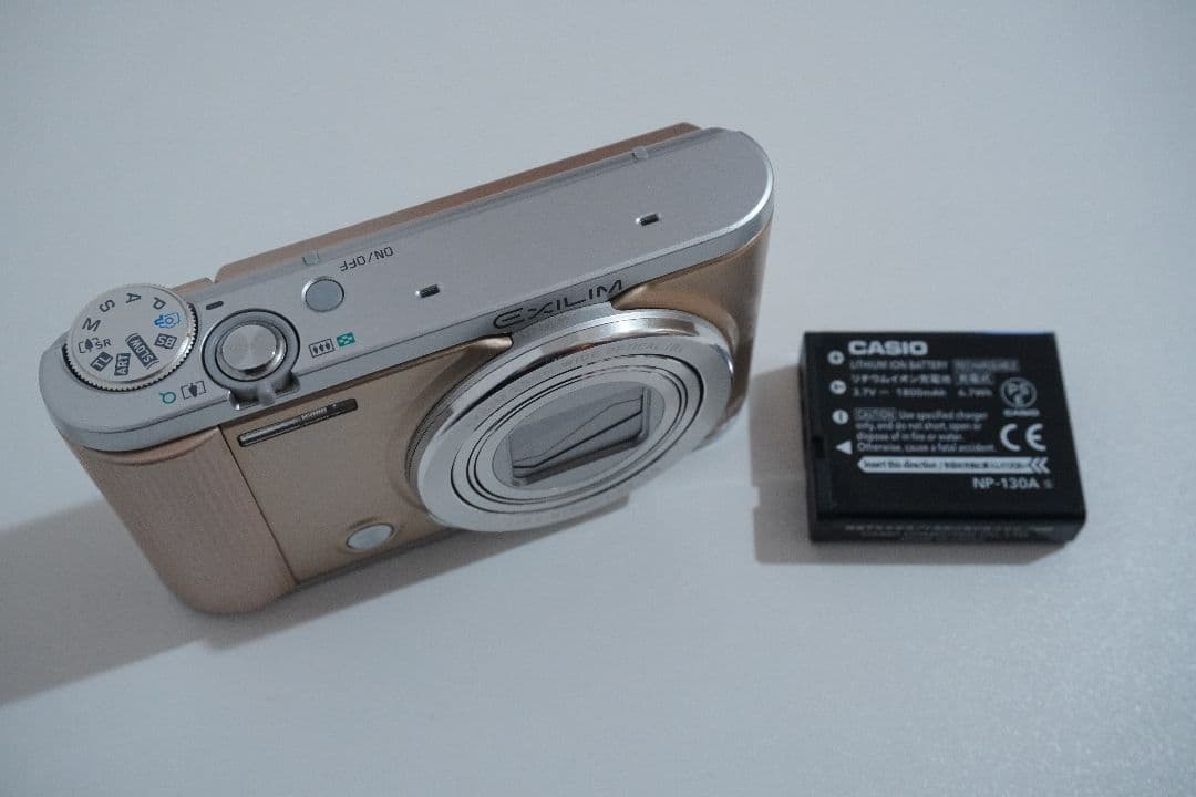 【値下げ】CASIO EXILIM EX-ZR1800 ゴールド