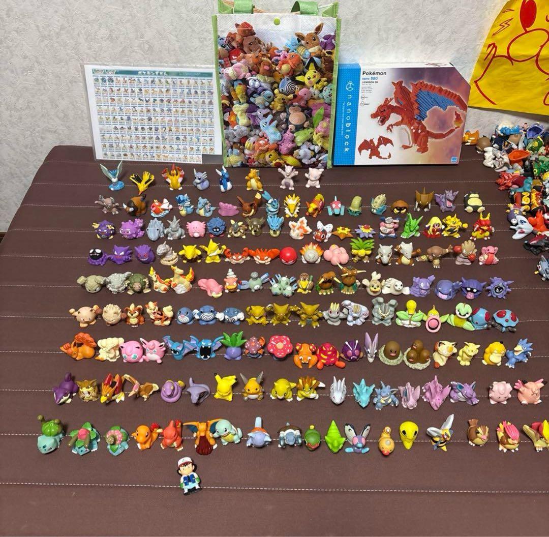 約1030匹　ポケモンキッズ　クリア　モンコレ　指人形　フィギュア　カントー