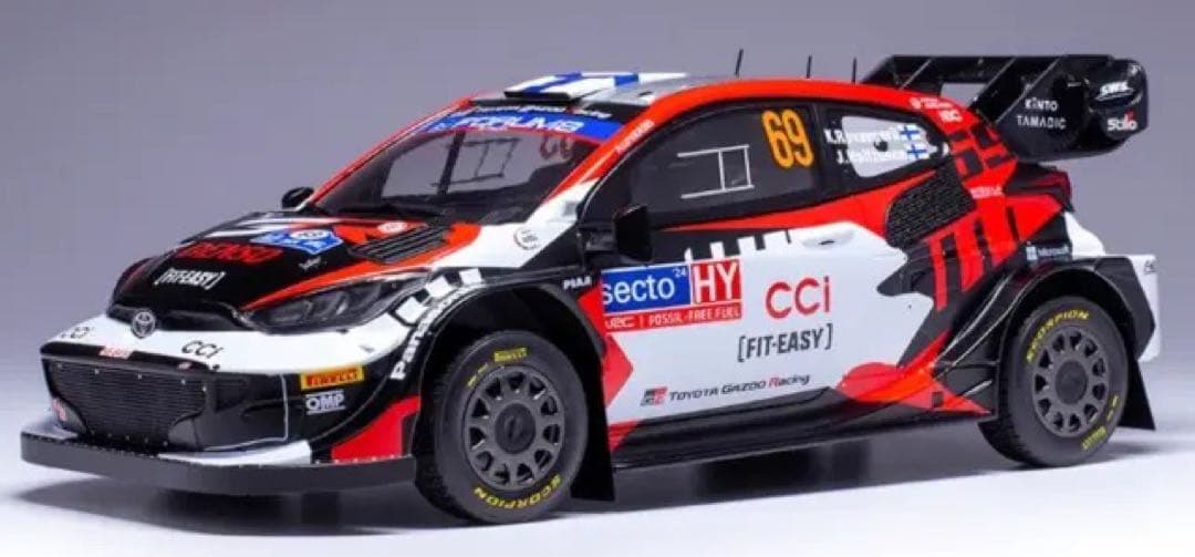 1/18 トヨタ GR ヤリス Rally1 #69 スペシャルカラー