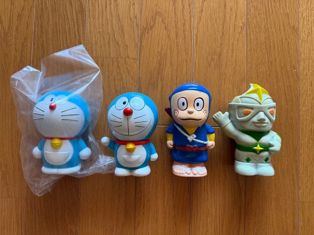 ミラーマン、ドラえもん、忍者ハットリくんのレトロ貯金箱4点セット