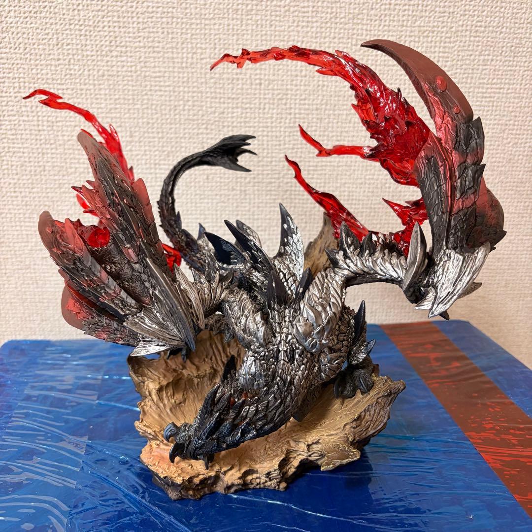 モンスターハンター　バルファルク　怒り　クリエイターズモデル　フィギュア 復刻版