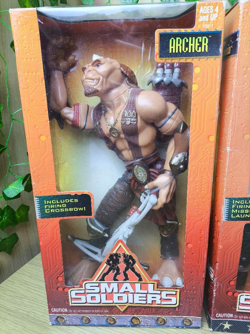 スモールソルジャーズ　アーチャー　チップ　フィギュア　2体