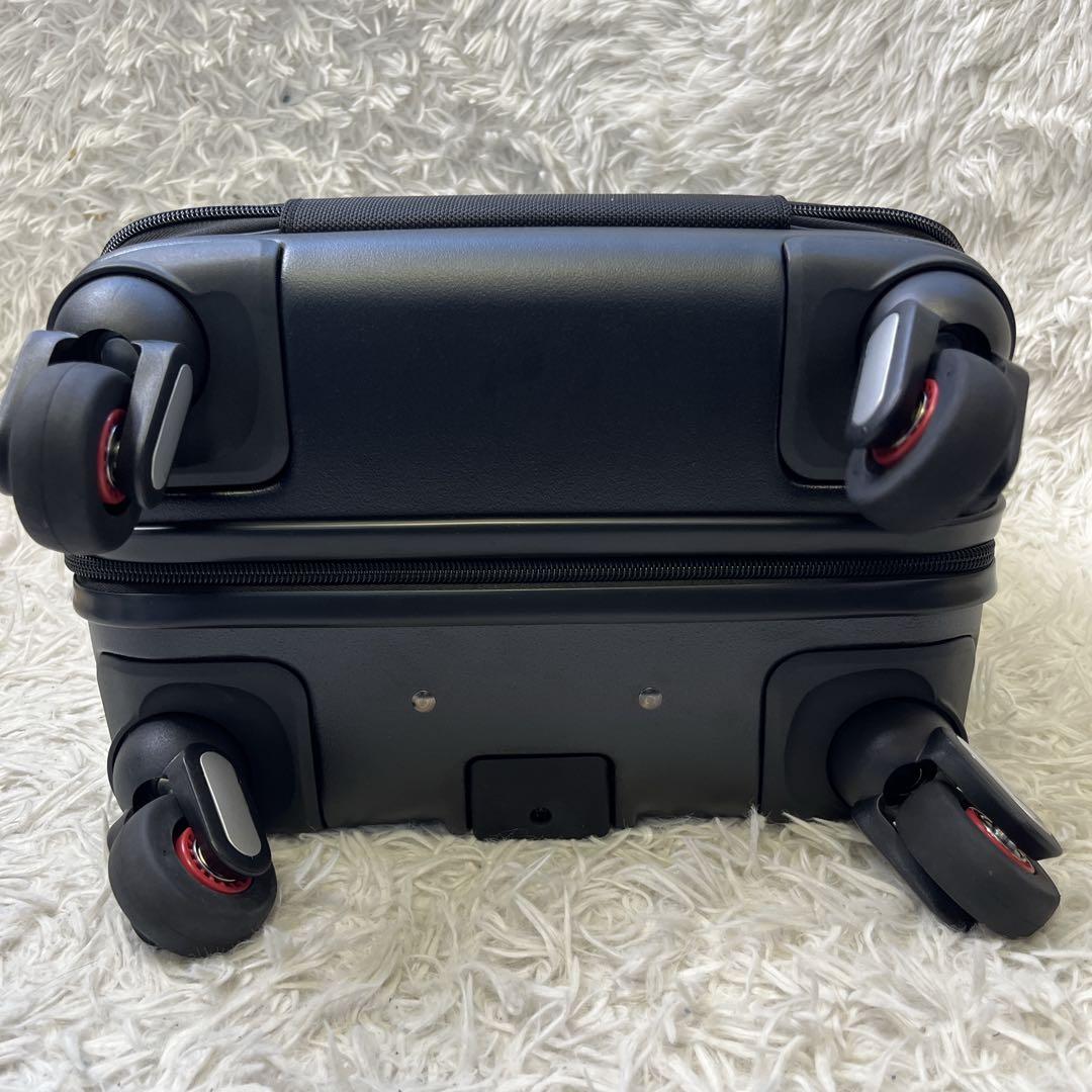 【未使用級】FREQUENTER　キャリーケース　スーツケース　4輪