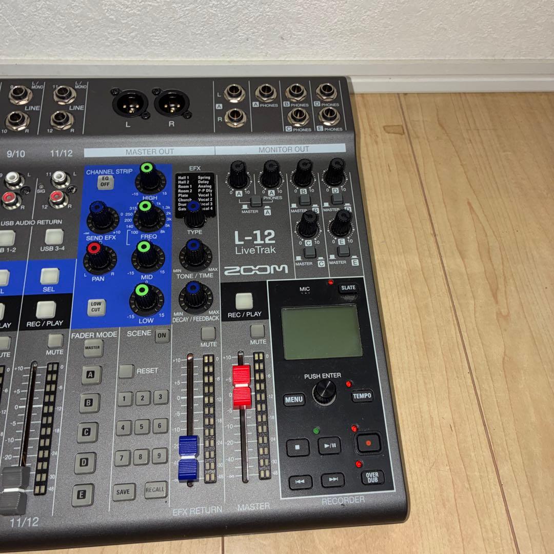 ZOOM L-12 デジタルミキサー ズーム　live TRAK
