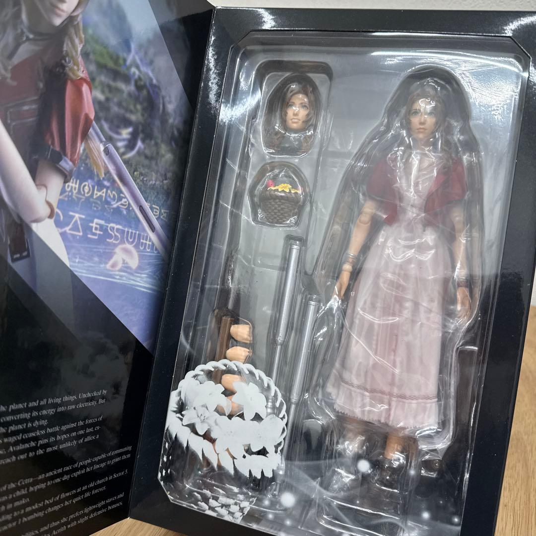 FINAL FANTASY VII エアリス・ゲインズブール フィギュア 未開封